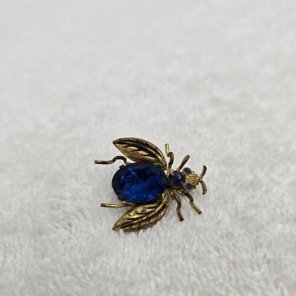 Vintage Bug Bee Beetle Wasp Insect Brass Blue Rhinestones  Brooch Lapel Pin - Picture 3 of 6